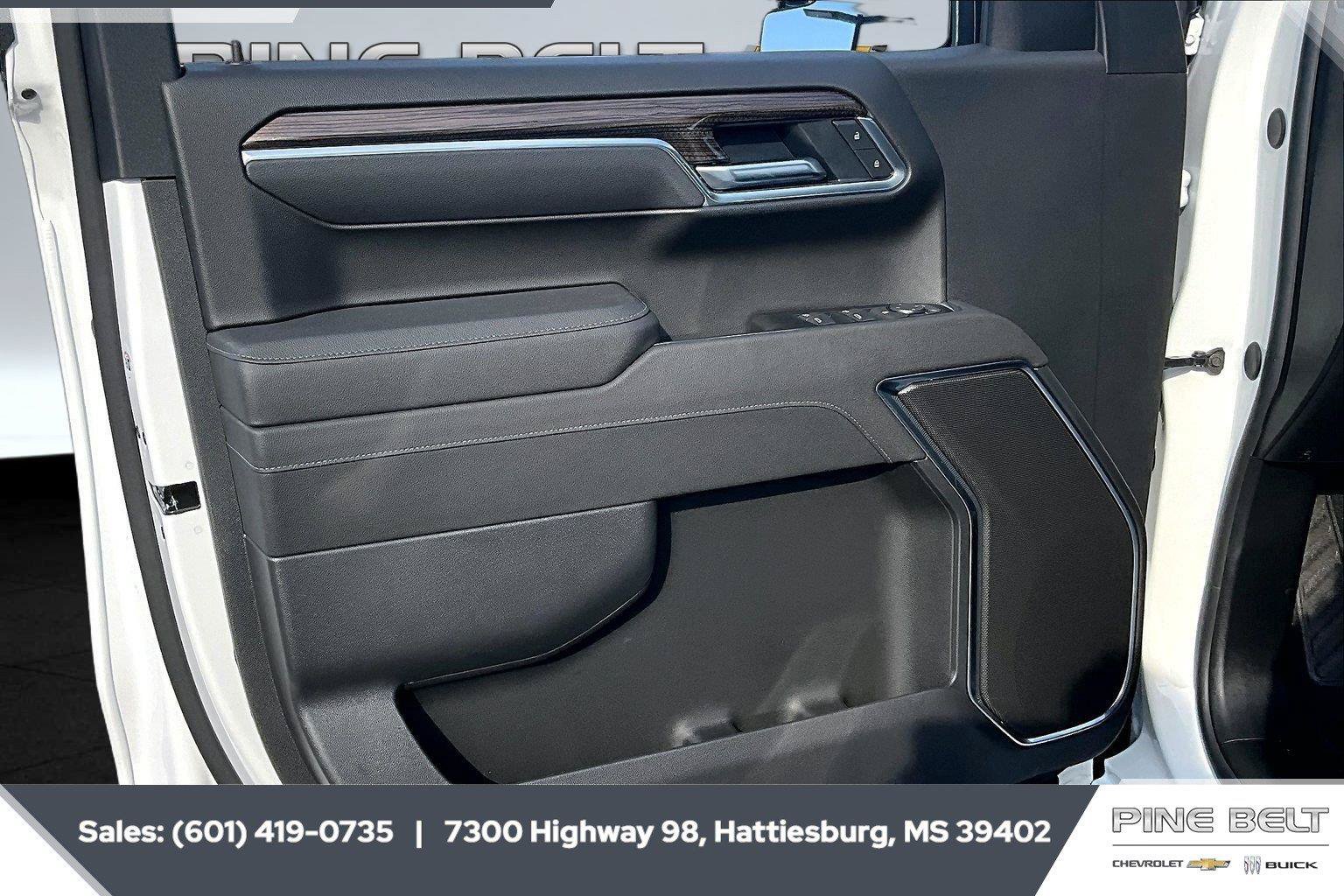 New 2026 Chevrolet Silverado 1500 LT w/ Z71 Off-Road Package AWD/4WD image 18