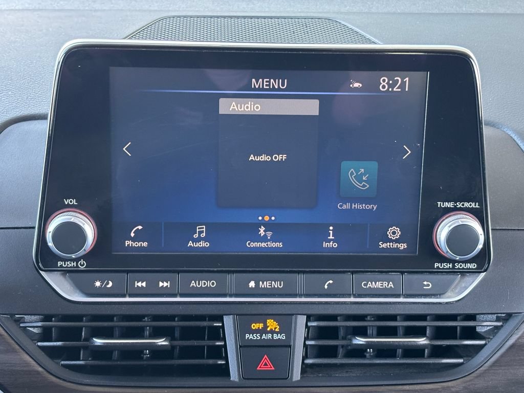 Used 2025 Nissan Altima 2.5 SV FWD image 14