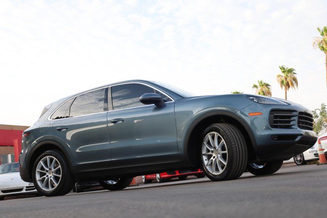 Used 2019 Porsche Cayenne AWD/4WD image 12
