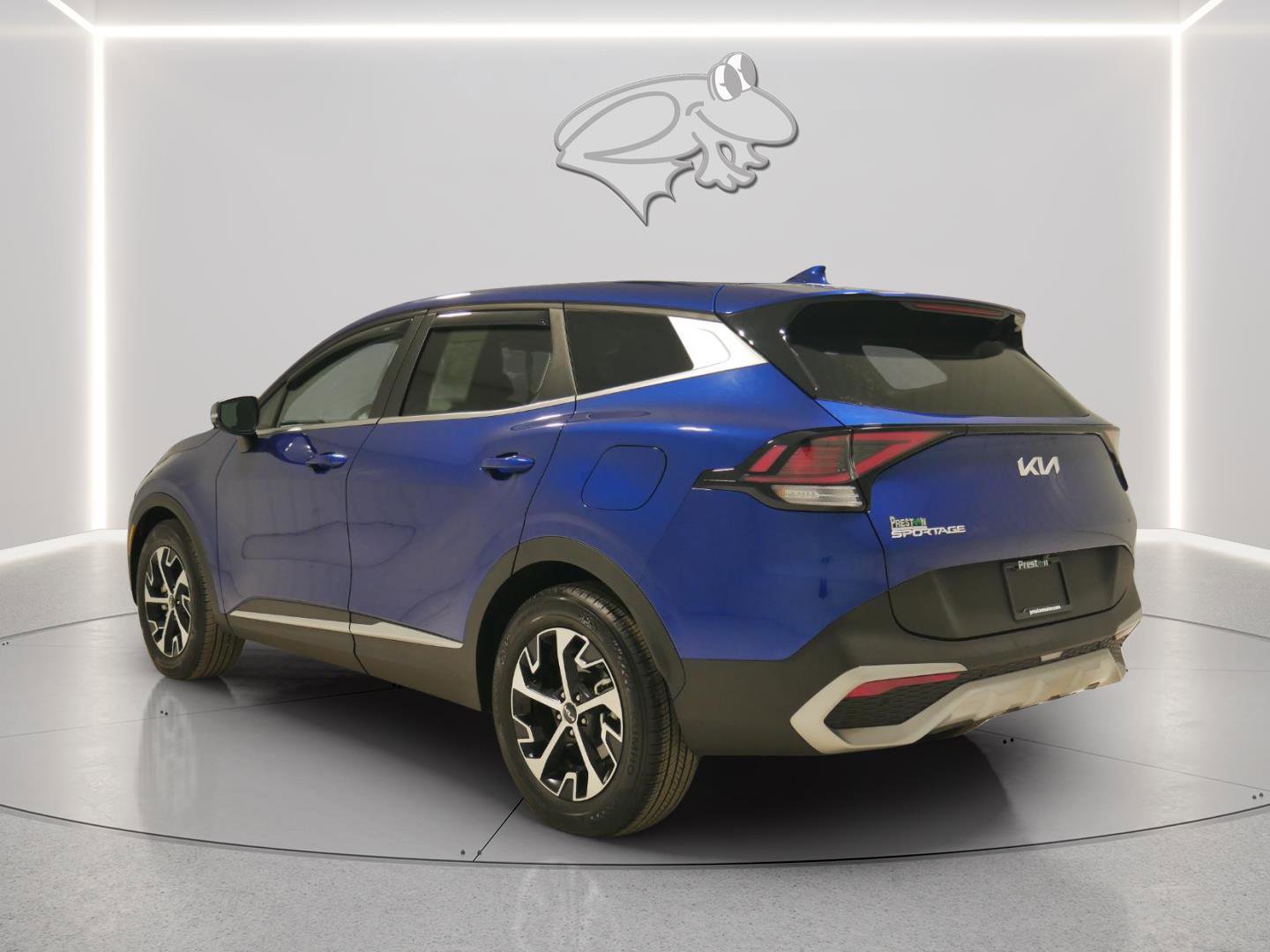 Used 2023 Kia Sportage EX image 4