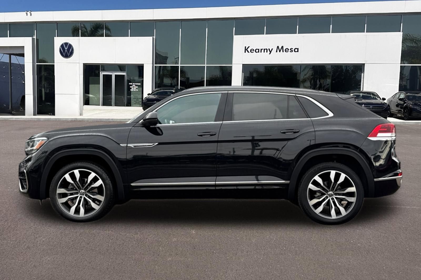 Used 2020 Volkswagen Atlas Cross Sport SEL Premium R-Line image 7