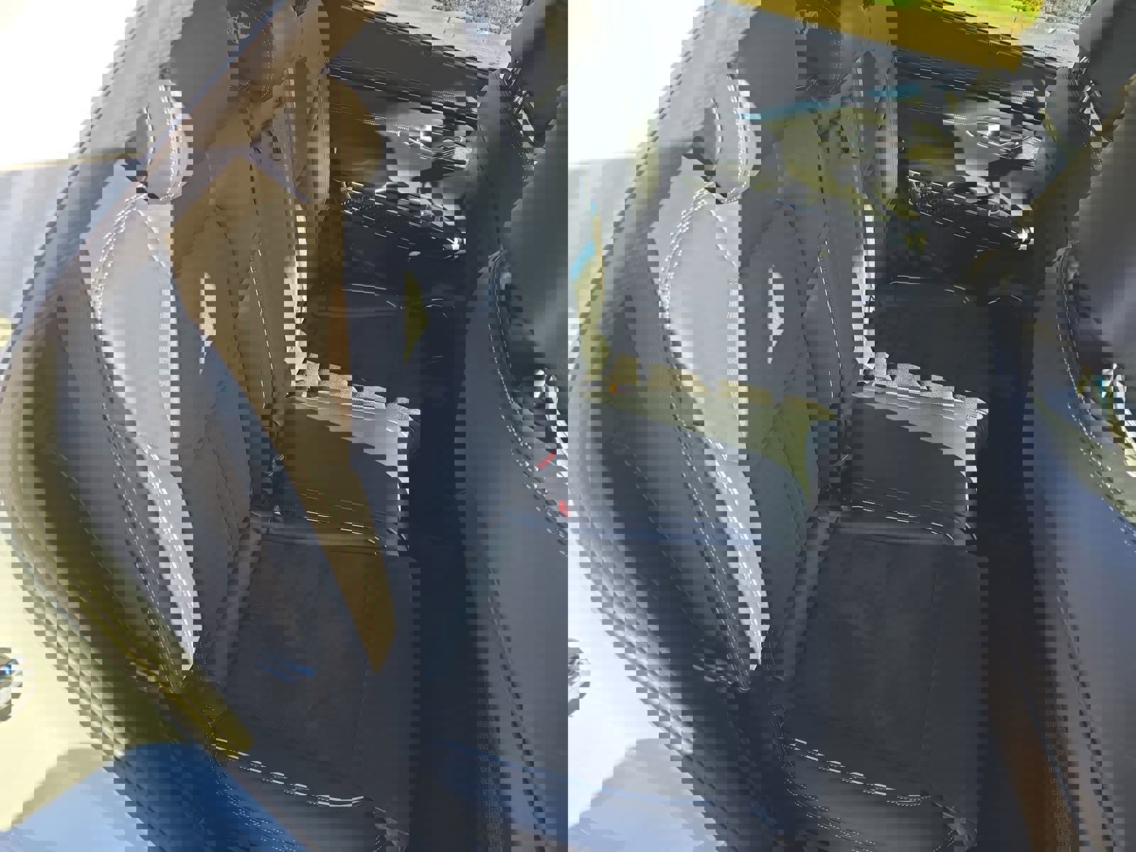 Used 2022 Genesis GV70 3.5T Sport w/ Sport Prestige Package image 11