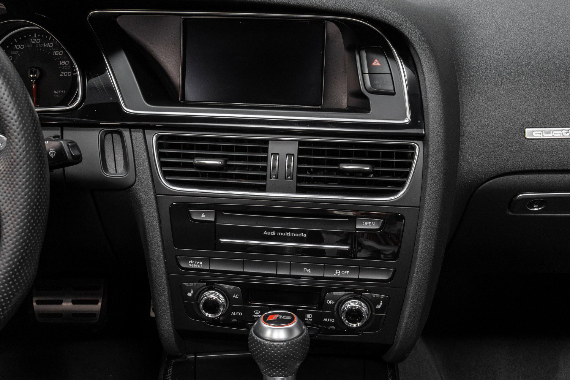 Used 2013 Audi RS 5 Cabriolet image 32