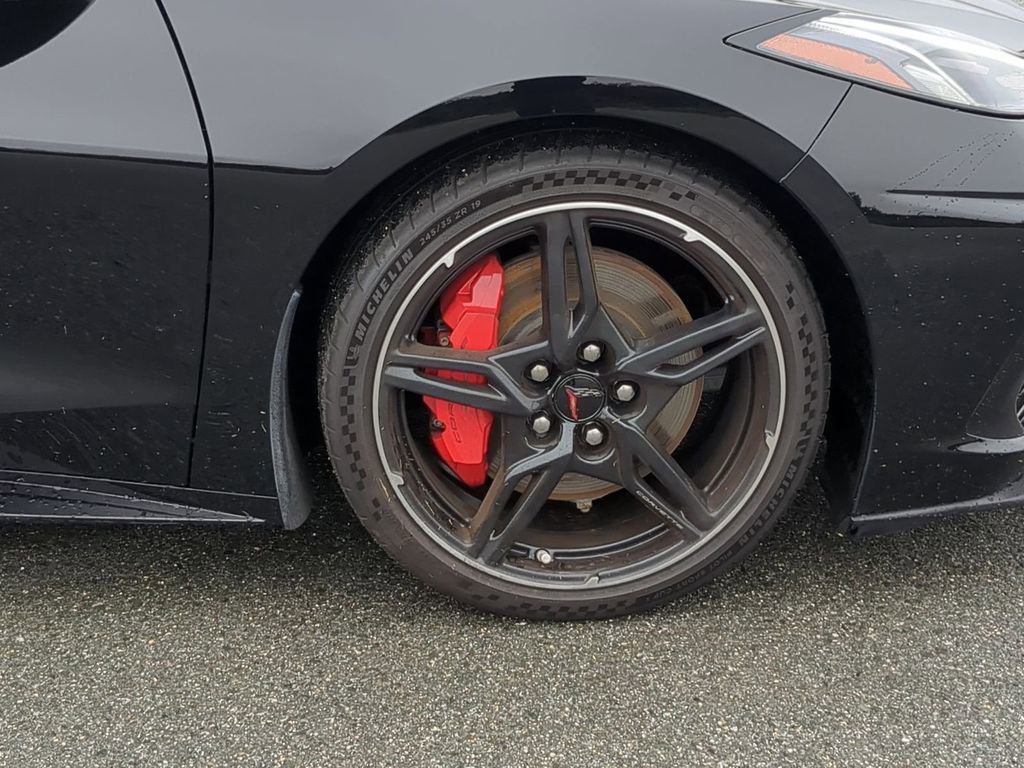 Used 2021 Chevrolet Corvette Stingray Premium Conv w/ Z51 Performance Package image 9