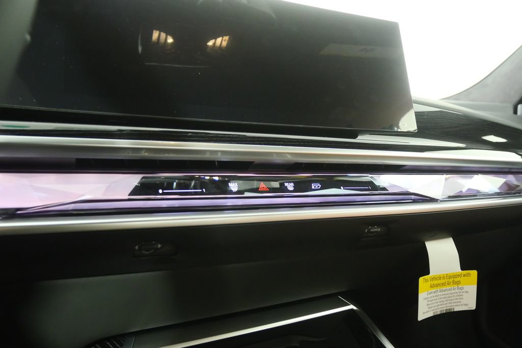 New 2026 BMW i7 xDrive60 w/ Executive Package image 23