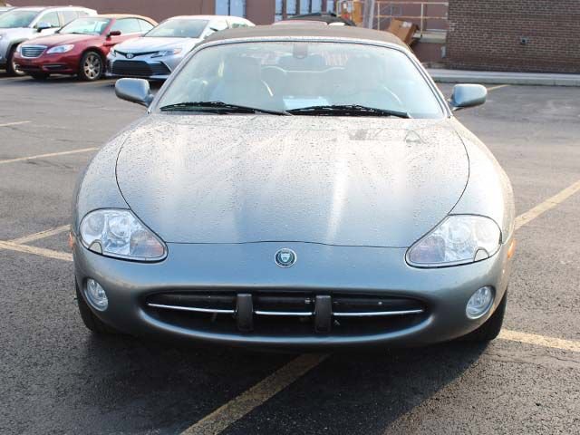 Used 2003 Jaguar XK8 Convertible RWD image 3