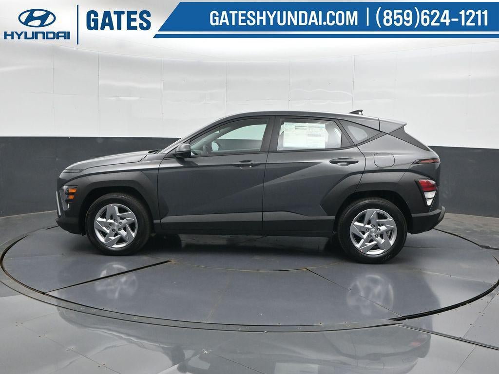 New 2027 Hyundai Kona SE FWD image 7