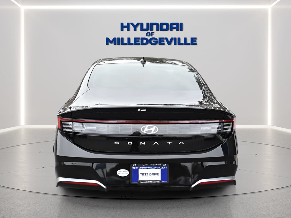 New 2026 Hyundai Sonata SEL FWD image 4