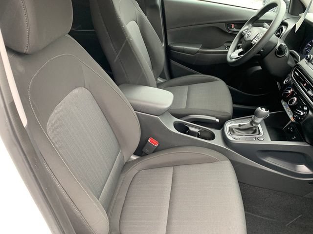 Certified 2023 Hyundai Kona SEL AWD/4WD image 10
