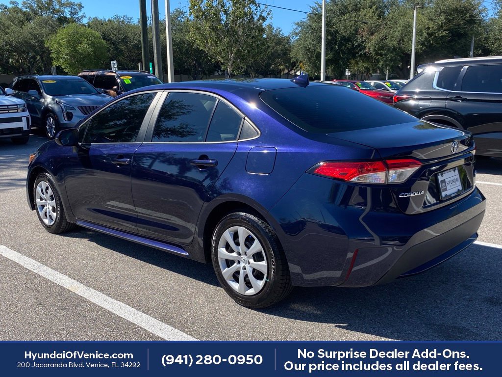 Used 2022 Toyota Corolla LE FWD image 9
