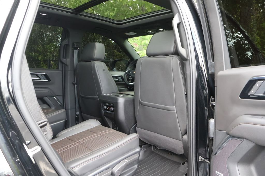 Used 2025 Chevrolet Tahoe High Country w/ Sun And Tow Package AWD/4WD image 51