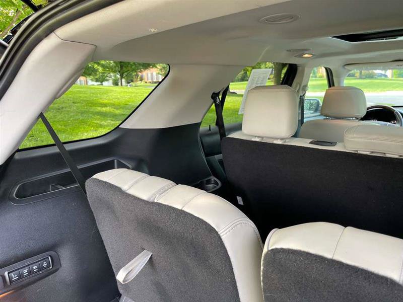 Used 2017 Ford Explorer Platinum AWD/4WD image 68