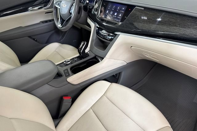 Used 2020 Cadillac XT6 Premium Luxury image 17