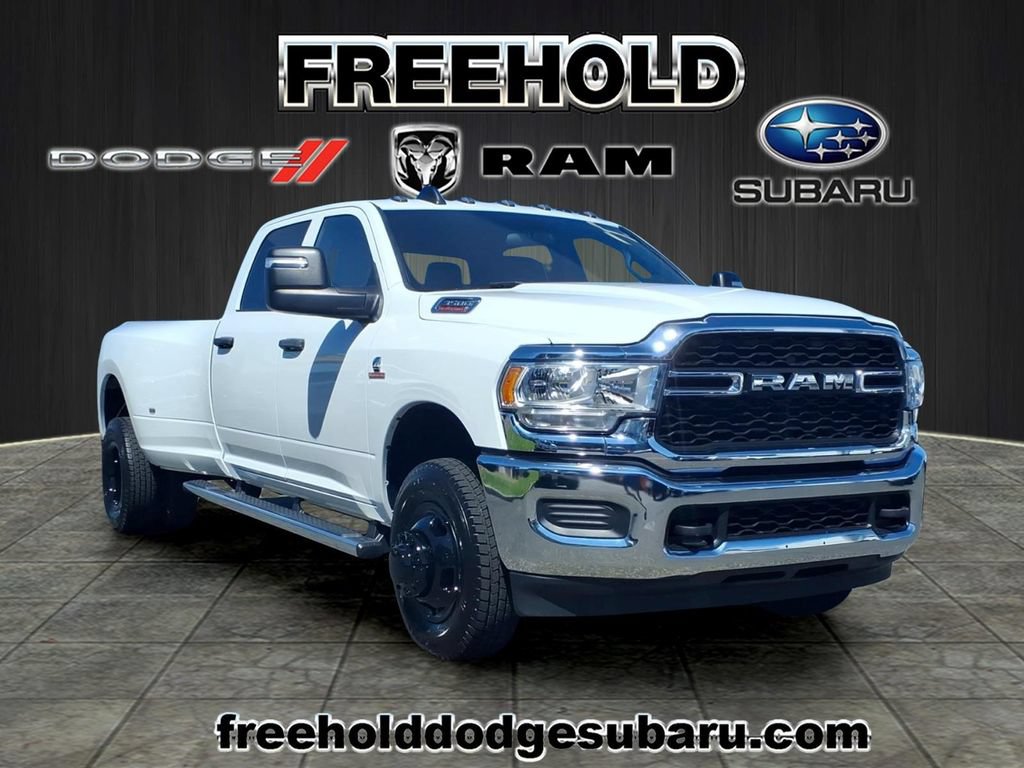Used 2024 RAM 3500 Tradesman w/ Chrome Appearance Group AWD/4WD image 1