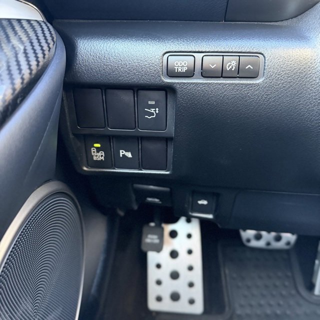 Used 2015 Lexus RC F image 38