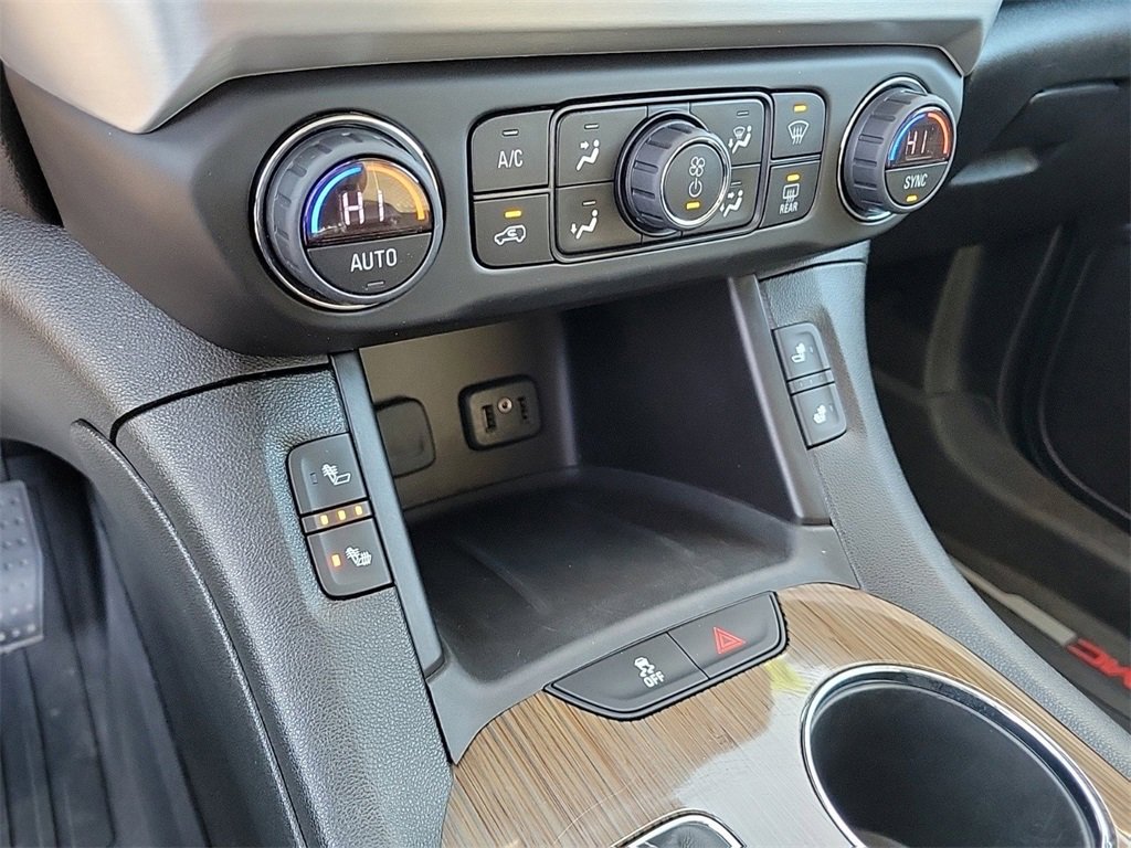 Used 2019 GMC Acadia SLE w/ Driver Alert Package I image 28