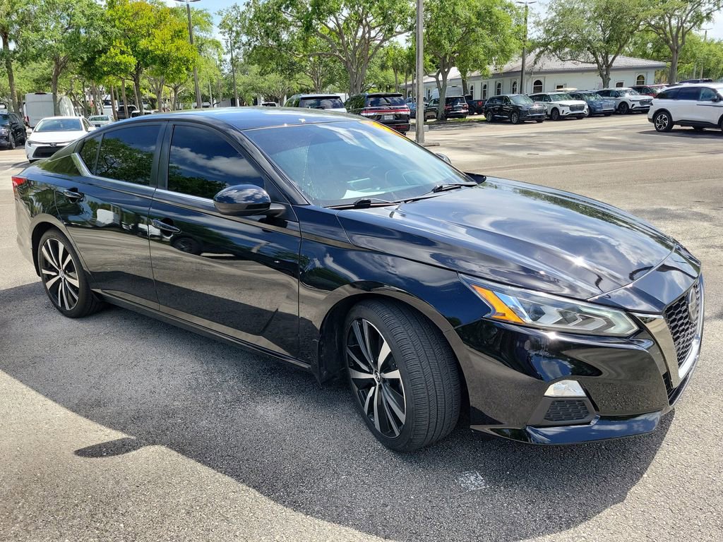 Used 2021 Nissan Altima 2.5 SR FWD image 7