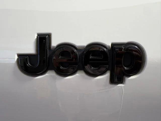 Certified 2023 Jeep Grand Cherokee L Laredo AWD/4WD image 14