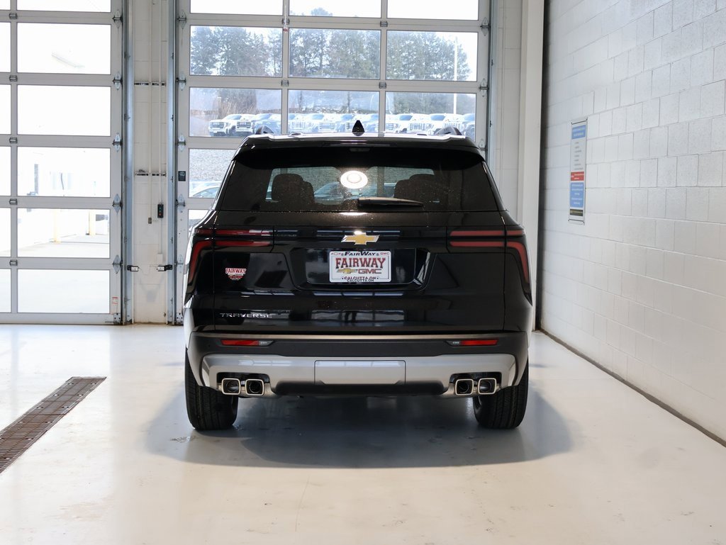 New 2026 Chevrolet Traverse LT image 9
