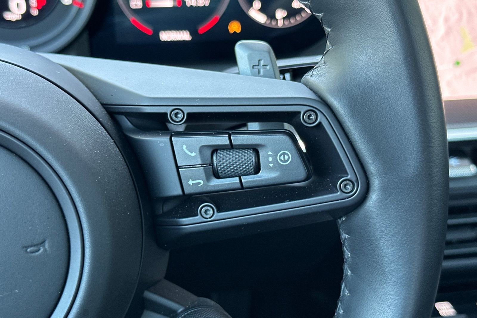 Certified 2024 Porsche 911 Carrera S RWD image 30