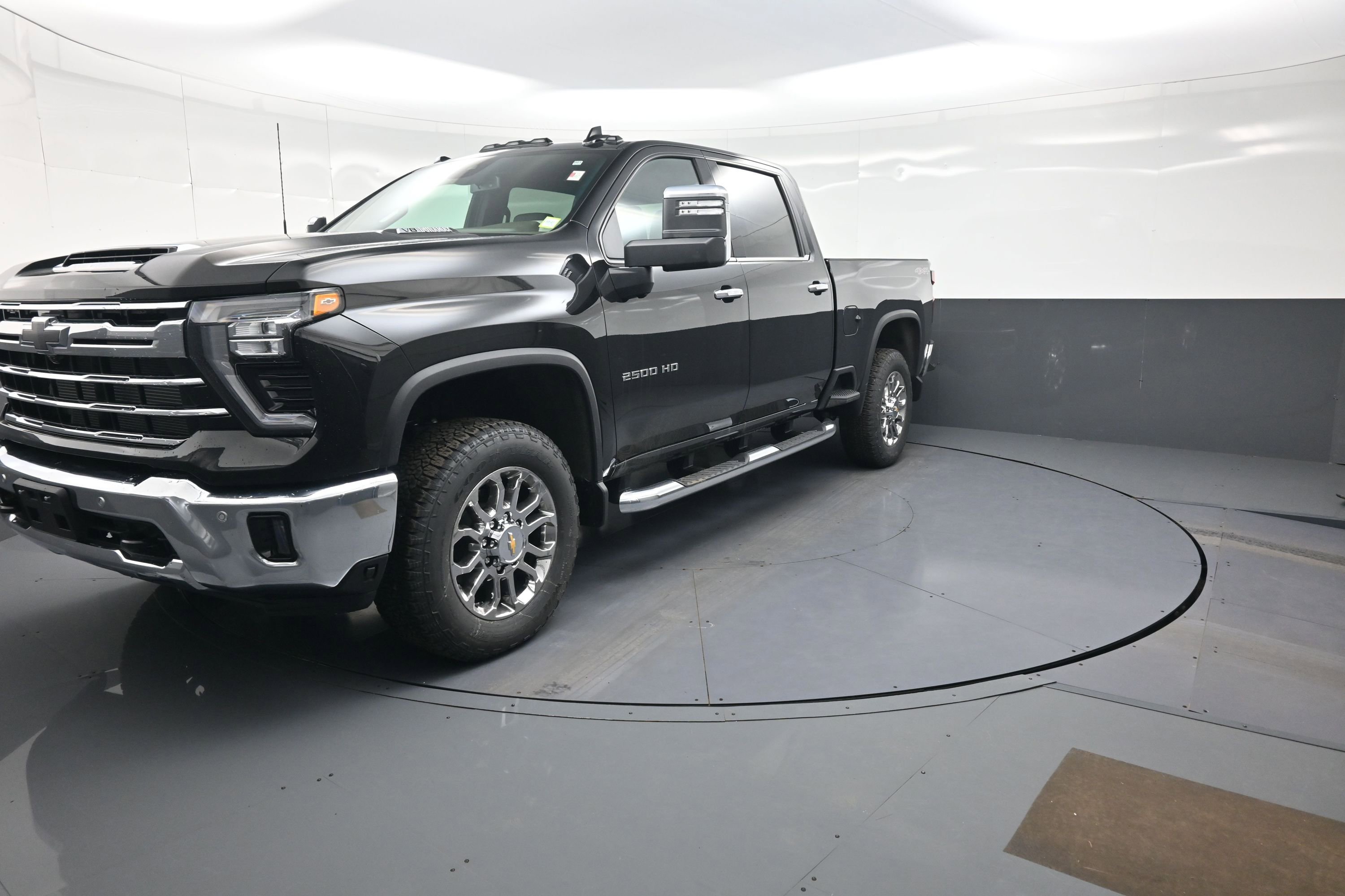 New 2026 Chevrolet Silverado 2500 LTZ w/ LTZ Convenience Package image 7