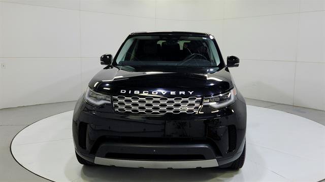 Used 2024 Land Rover Discovery S AWD/4WD image 2