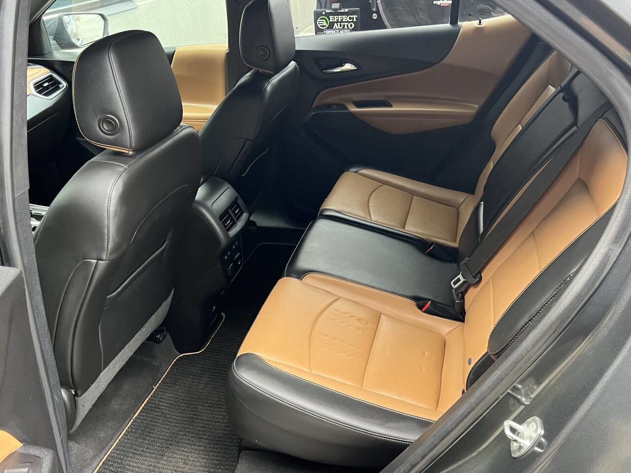 Used 2018 Chevrolet Equinox Premier image 18