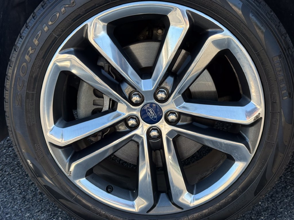 Used 2018 Ford Edge Sport w/ Equipment Group 401A AWD/4WD image 38