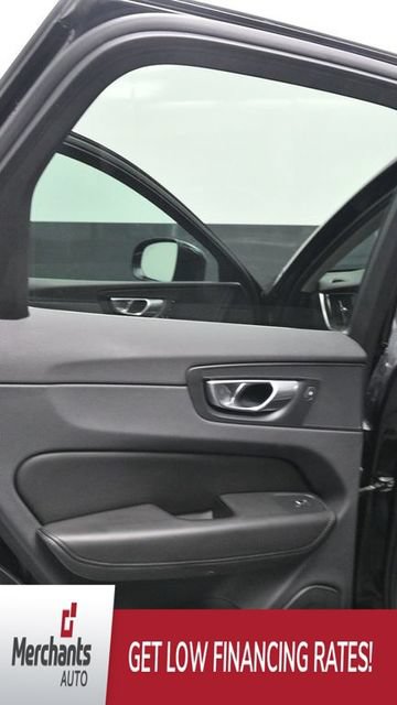 Used 2023 Volvo XC60 B5 Core AWD/4WD image 16