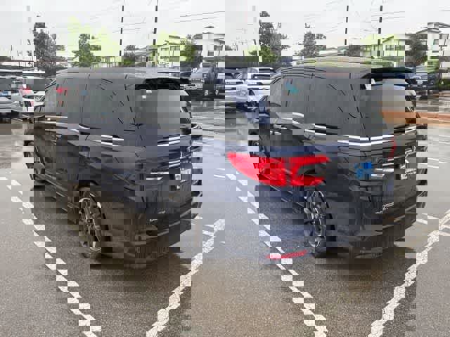 Used 2021 Honda Odyssey Elite image 3