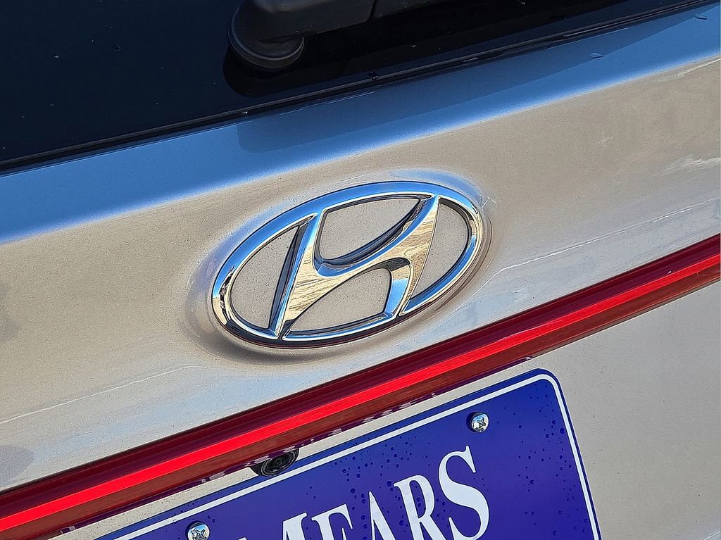 Used 2023 Hyundai Santa Fe SEL image 13