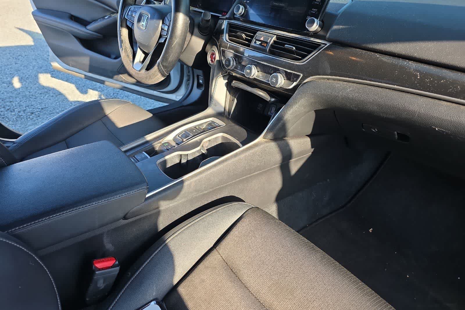 Used 2019 Honda Accord Sport image 17