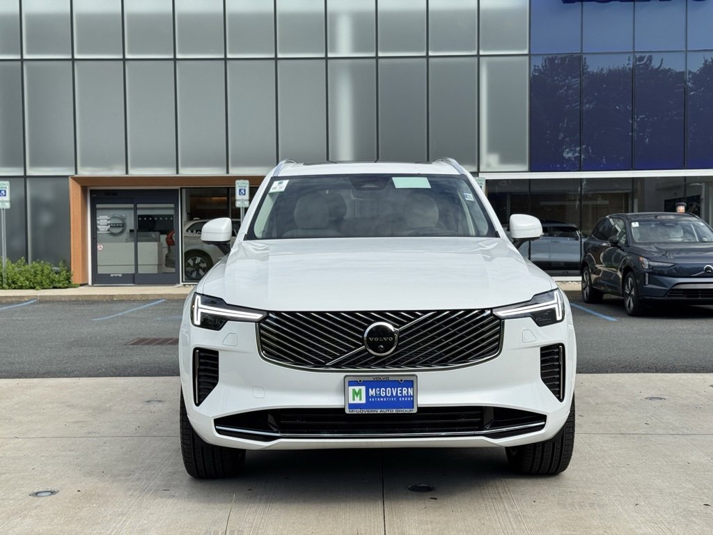 New 2026 Volvo XC90 B6 Ultra image 3