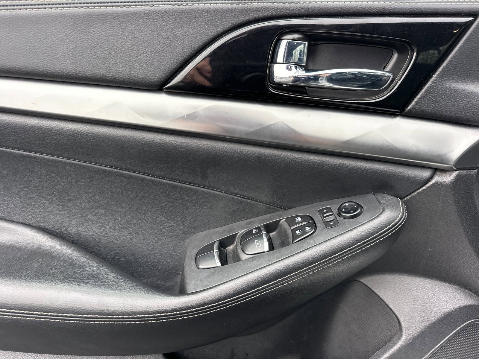 Used 2020 Nissan Maxima 3.5 SV w/ Floor Mat Group image 10