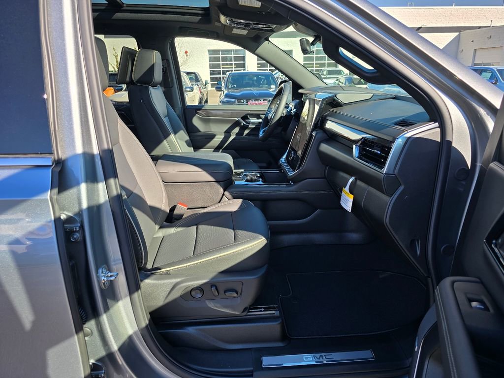 New 2026 GMC Yukon XL Elevation image 37