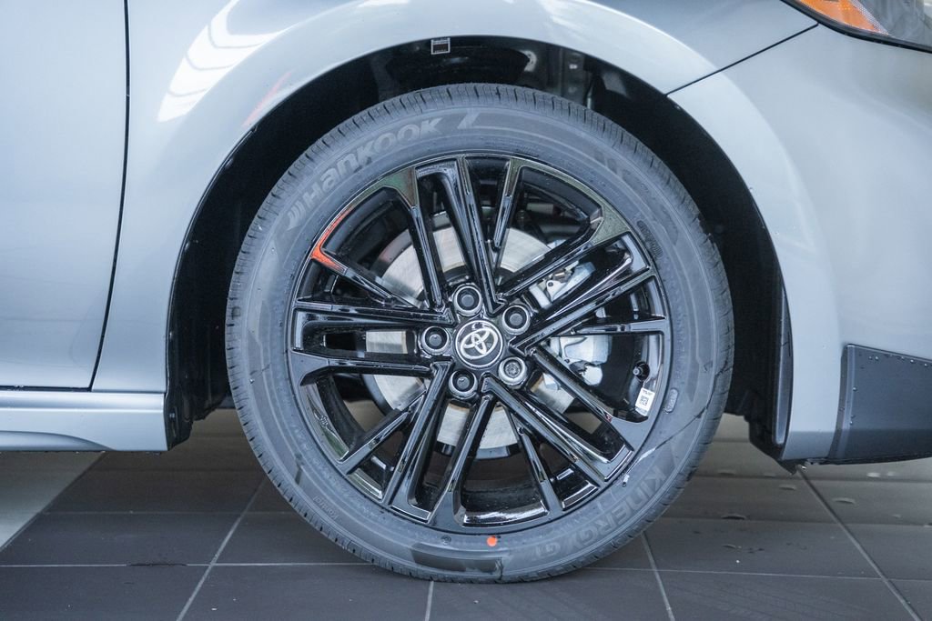 New 2026 Toyota Camry SE FWD image 15