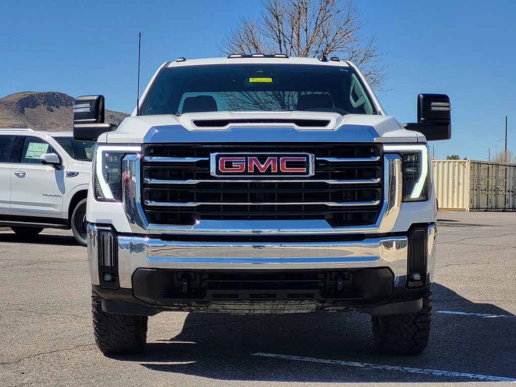 Used 2024 GMC Sierra 3500 SLE image 3