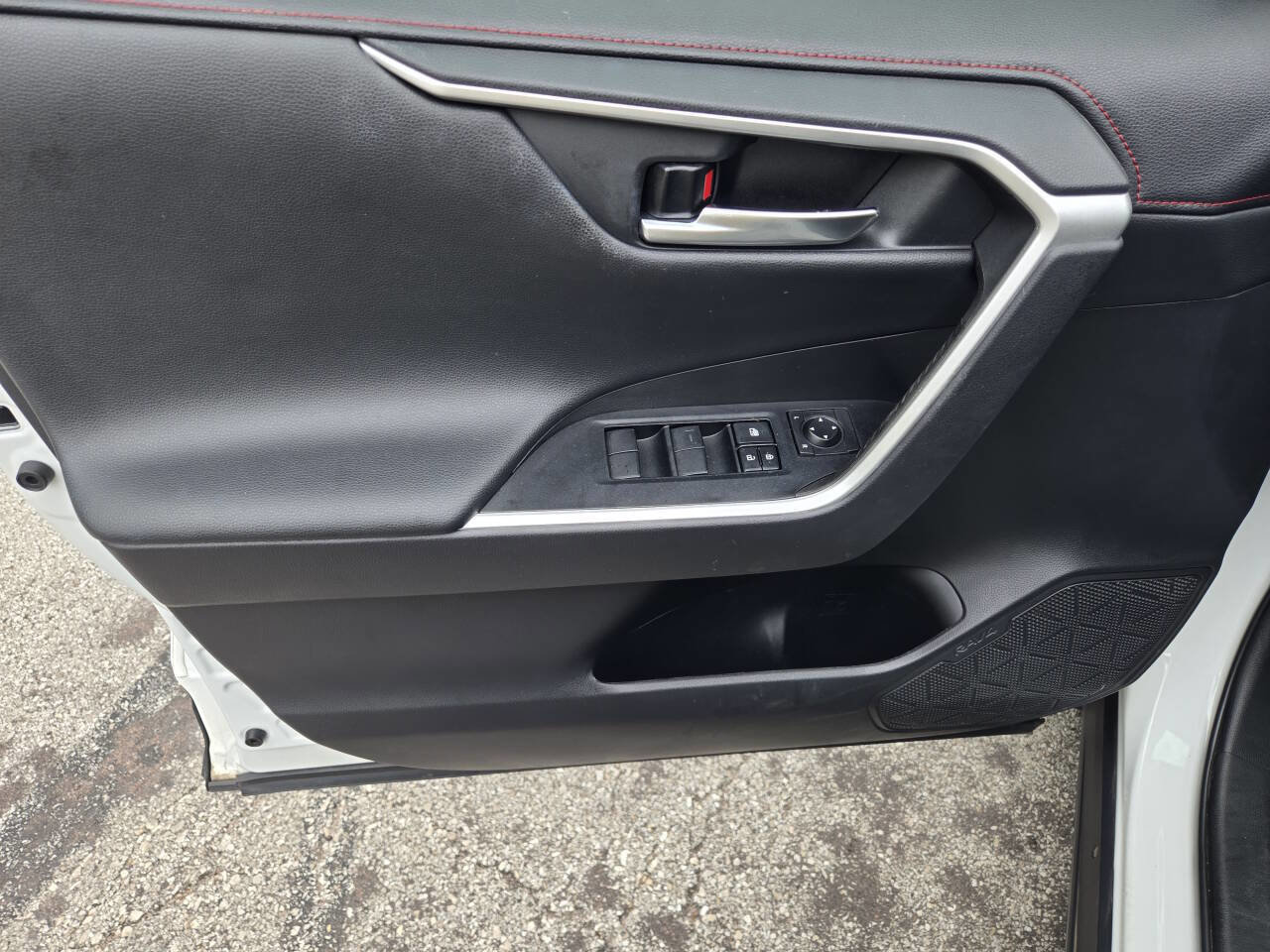 Used 2021 Toyota RAV4 TRD Off-Road image 22