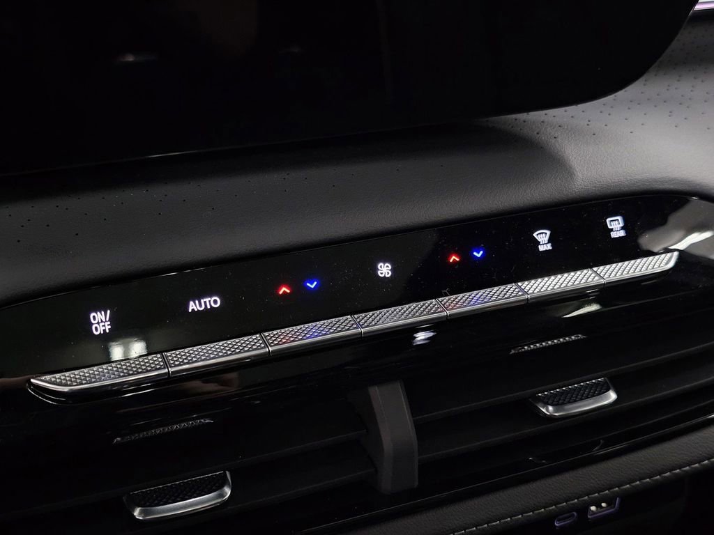 New 2026 Buick Enclave Avenir w/ Super Cruise Package image 15