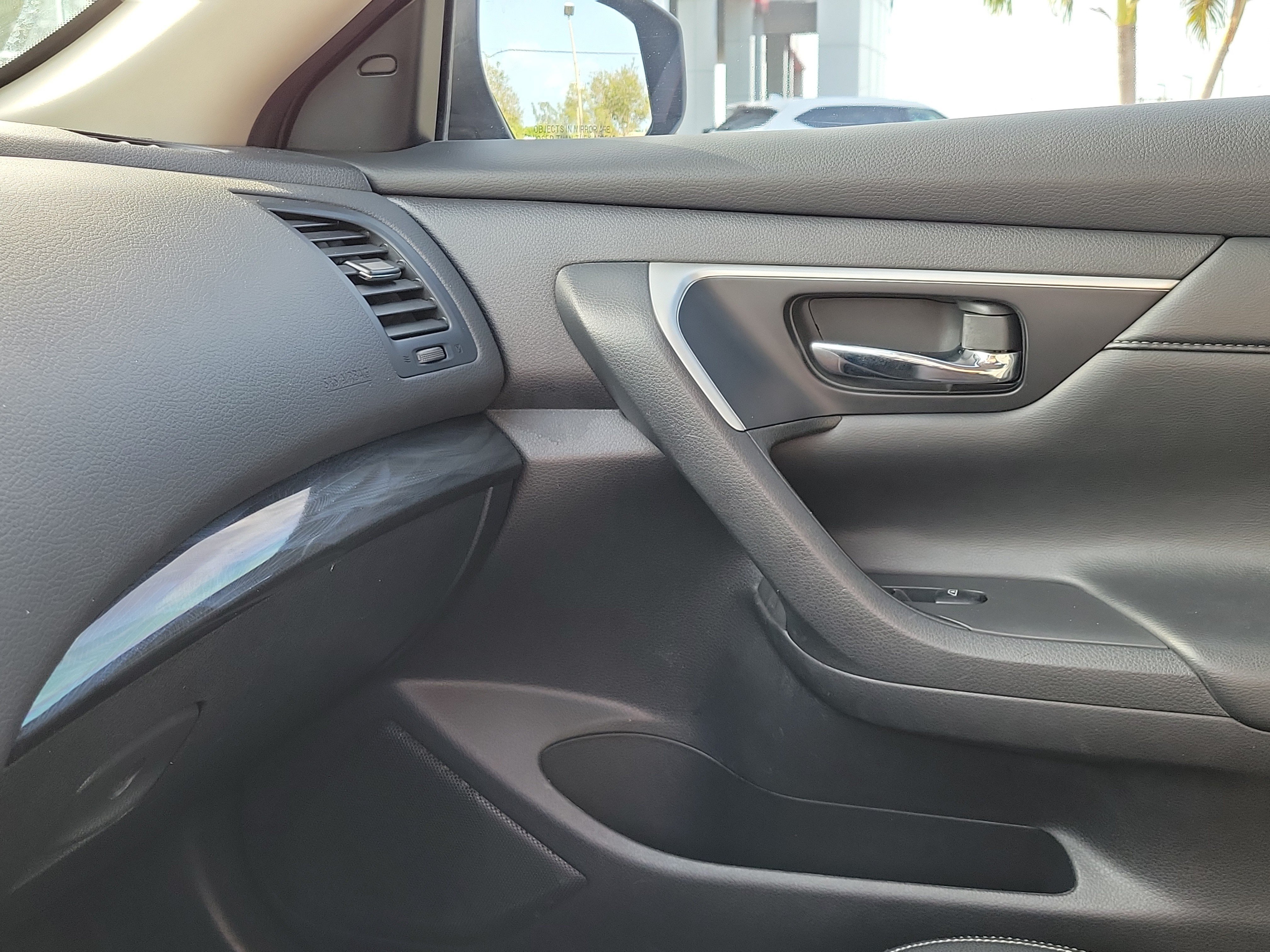 Used 2018 Nissan Altima 2.5 SL w/ 2.5 SL Technology Package FWD image 29