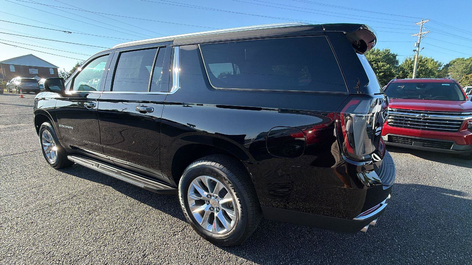 New 2026 Chevrolet Suburban Premier w/ Sun And Tow Package AWD/4WD image 10