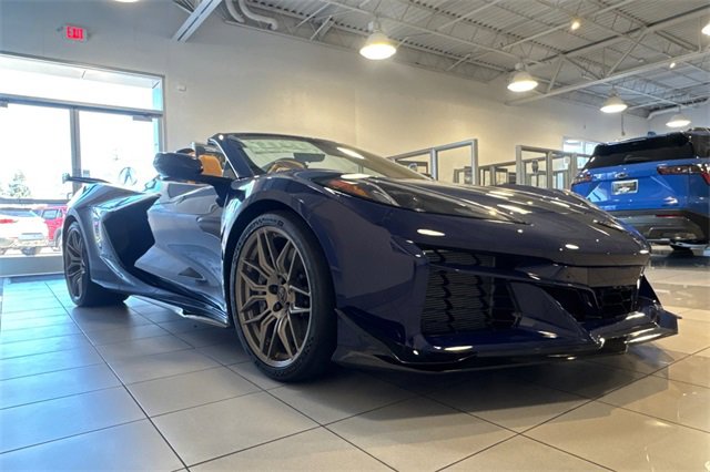 New 2025 Chevrolet Corvette Z06 w/ Z07 Performance Package image 2