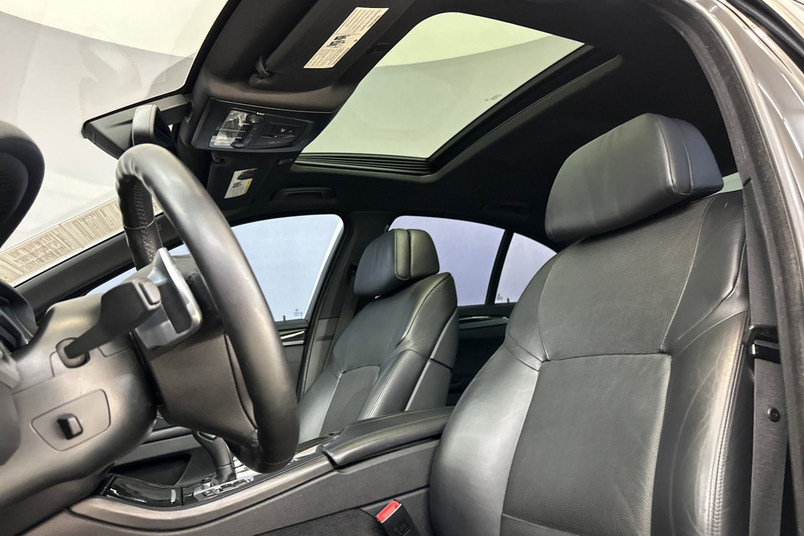 Used 2013 BMW 535i Sedan image 16