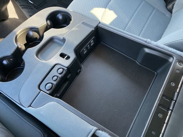 Used 2018 RAM 2500 SLT image 16