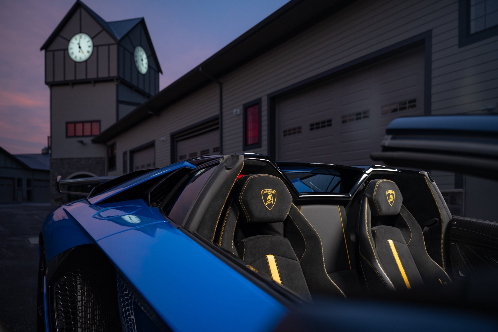 Used 2021 Lamborghini Aventador SVJ AWD/4WD image 34