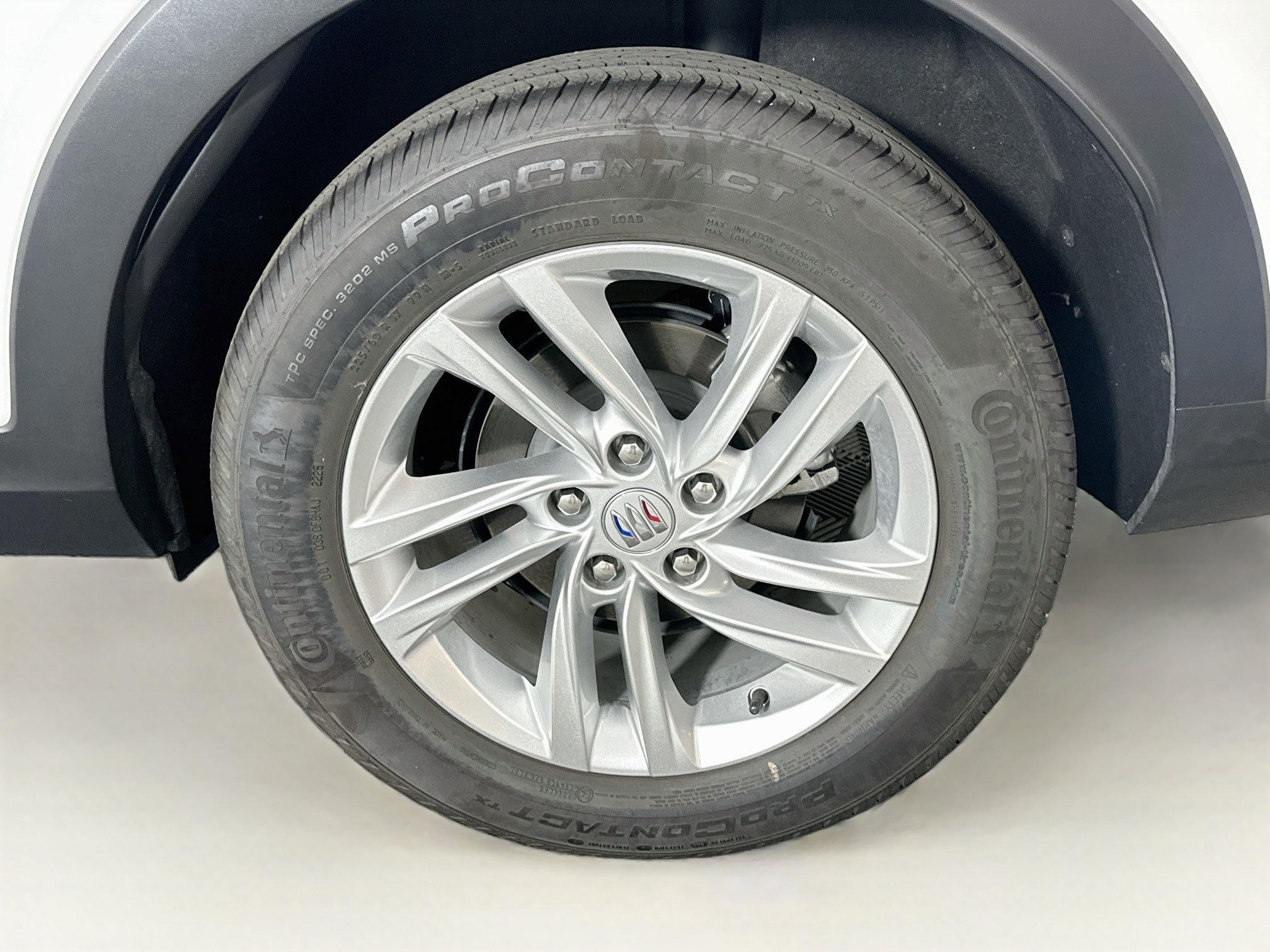 Used 2026 Buick Envista Preferred FWD image 11