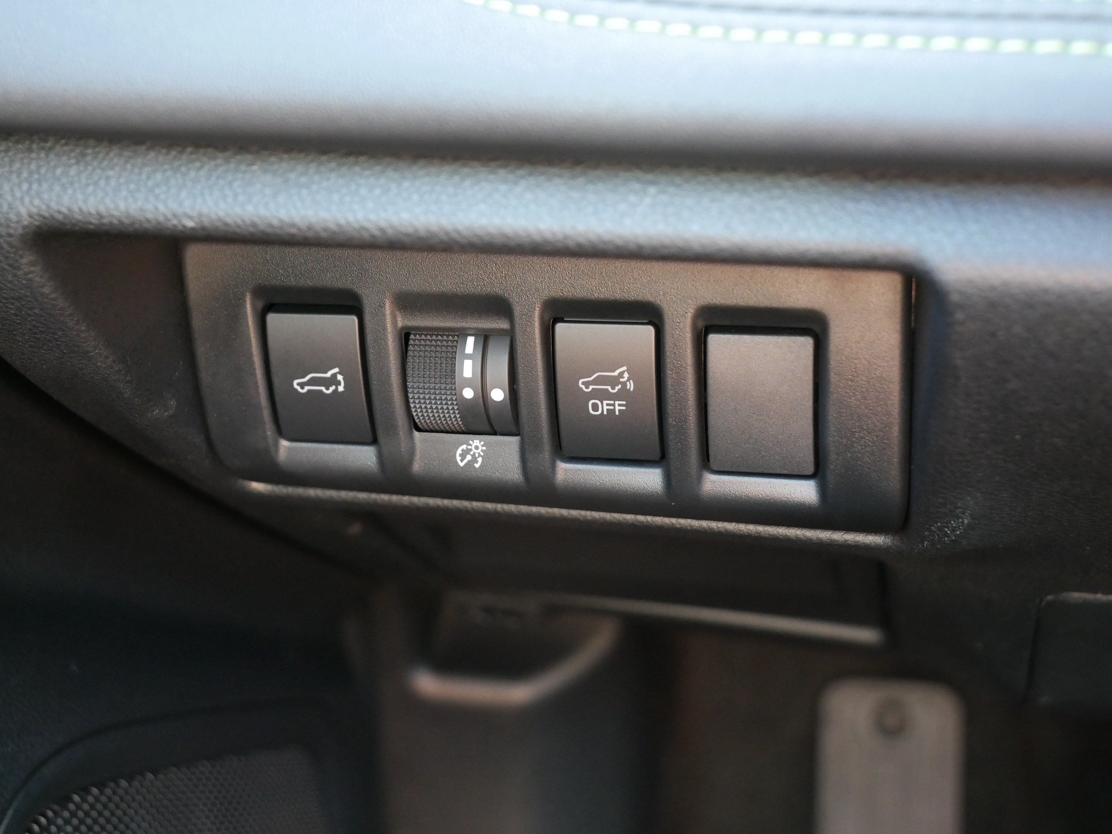 Certified 2025 Subaru Outback Onyx Edition AWD/4WD image 26