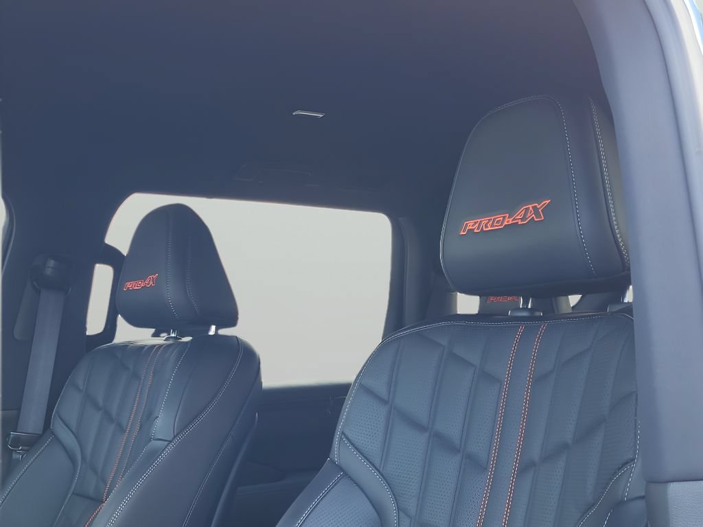 Used 2025 Nissan Armada PRO-4X AWD/4WD image 22