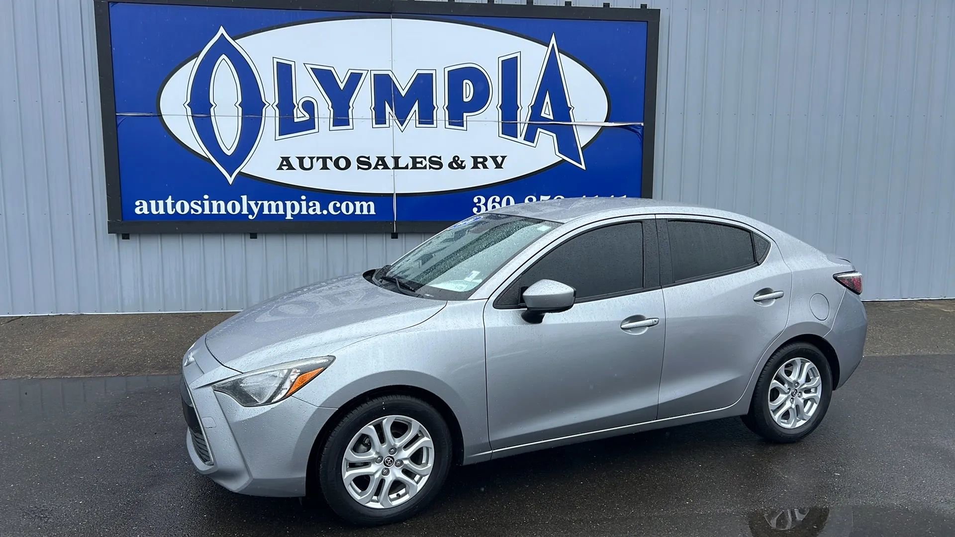 Used 2016 Scion iA image 1