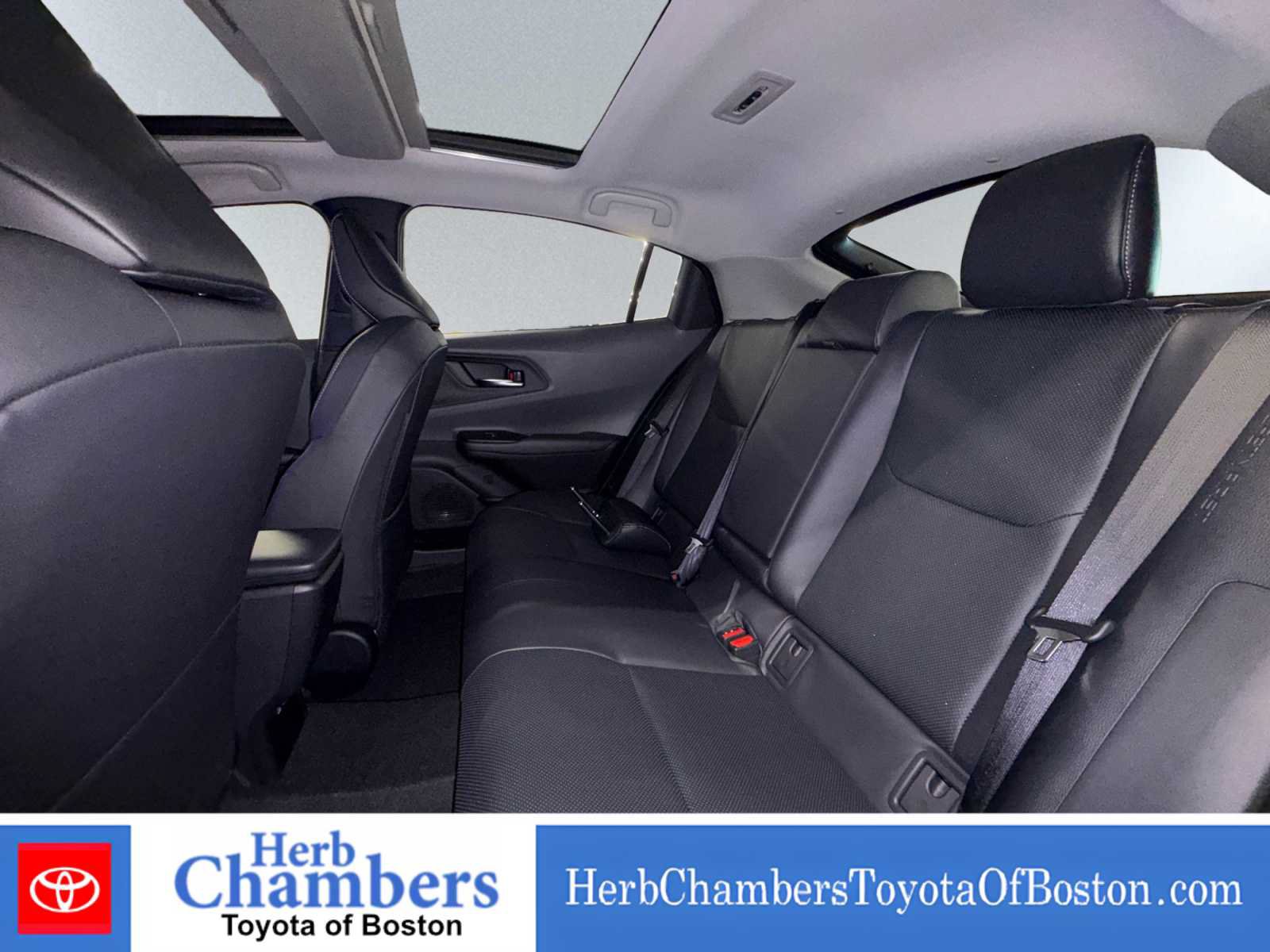 New 2027 Toyota Prius XLE AWD/4WD image 14